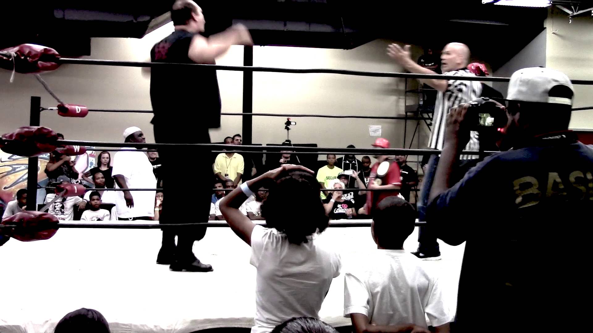 FlavorFest 2013 Wrestling – The MAIN Event (Chris Chicago VS Thi’sl)