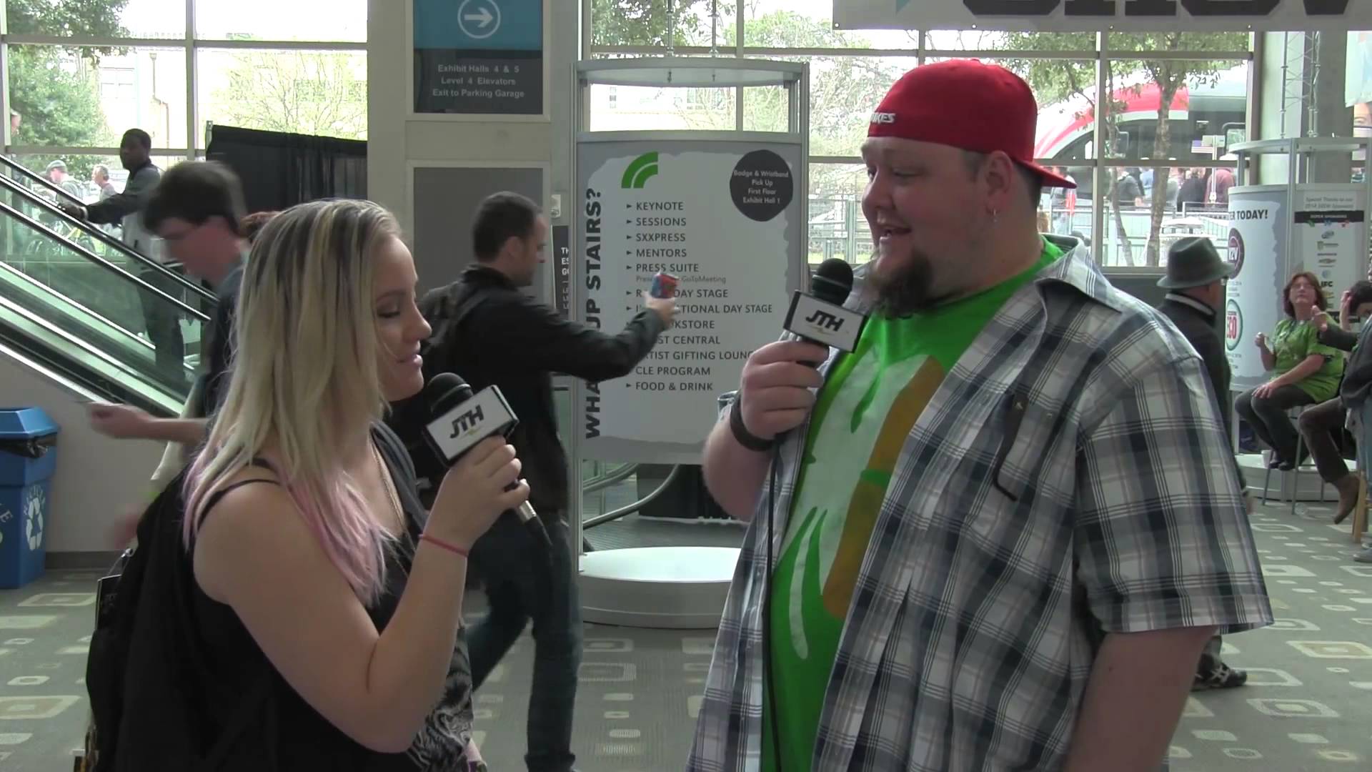 SXSW 2014 V. Rose & Spec Interview